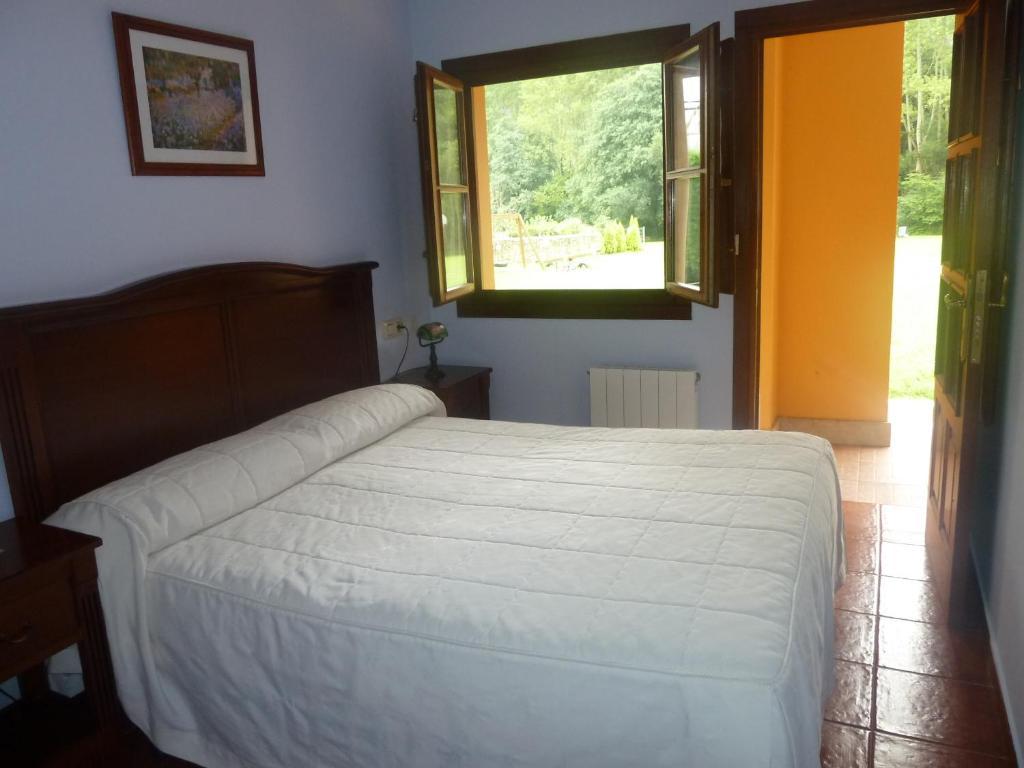 Hotel Apartamentos La Hortona Soto de Luiña Zimmer foto